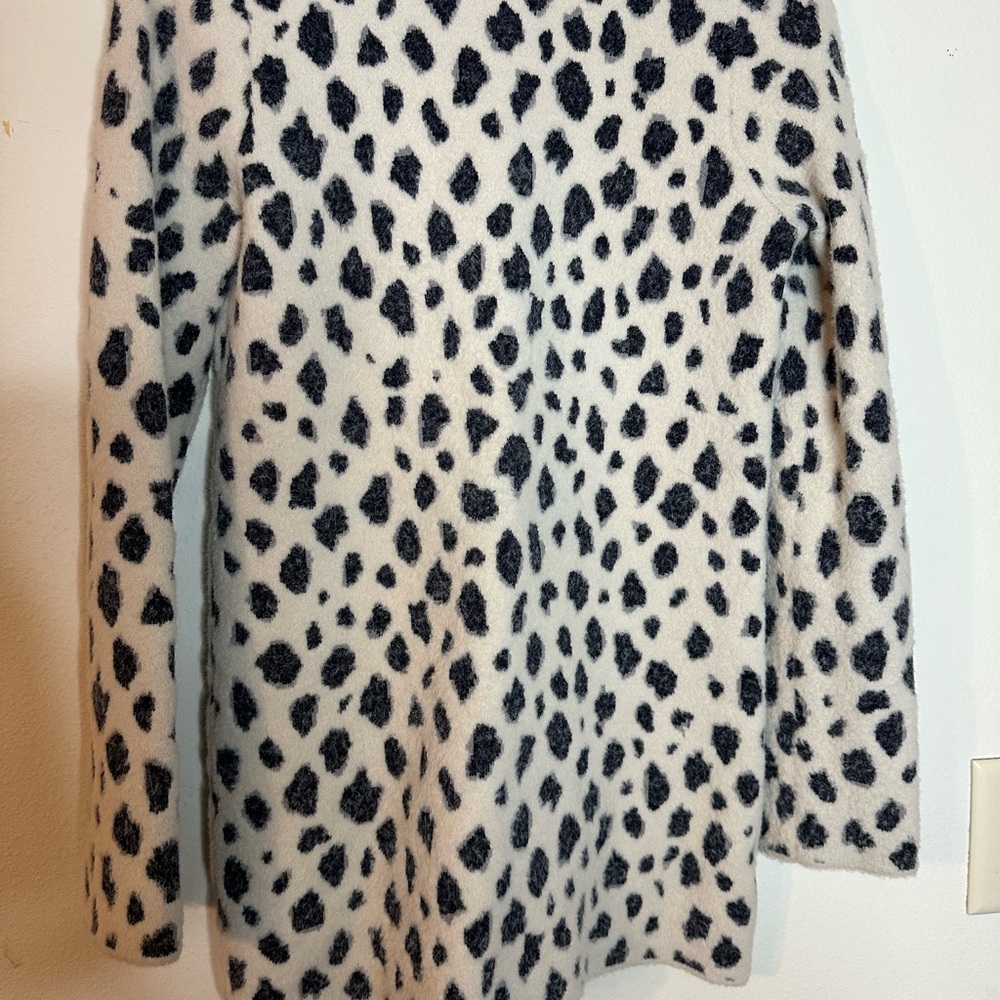 Ann Taylor Cream and Black Animal Print Cardigan - Picture 3 of 3